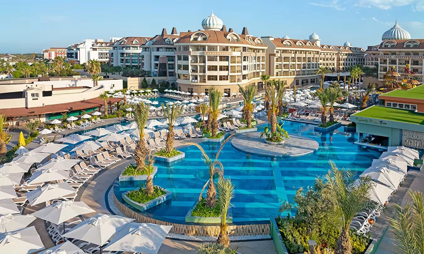 Kirman Belazur Resort & Spa