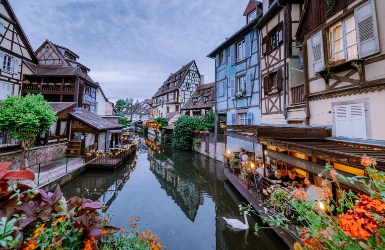 Elit Alsace İsviçre Noel Pazarları Turu THY ile 3 Gece Ekstra Turlar Dahil (Basel Gidiş - Cenevre Dönüş)