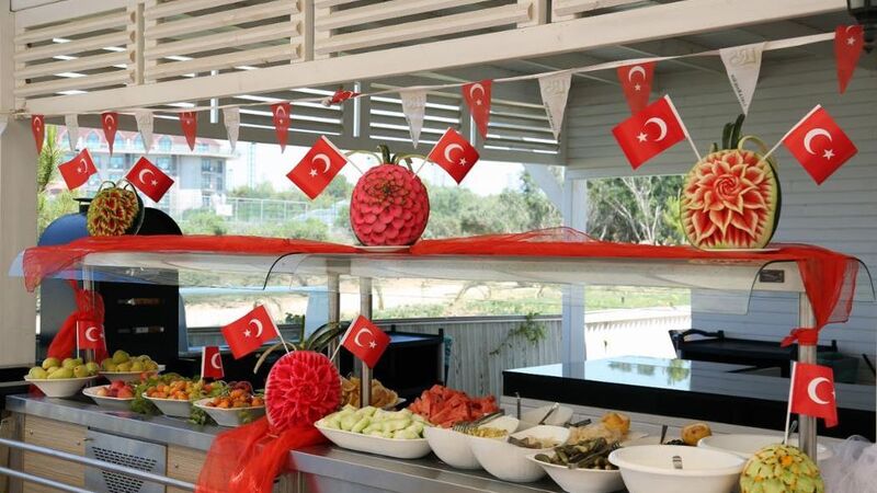 LRS Lake & River Side Hotel
