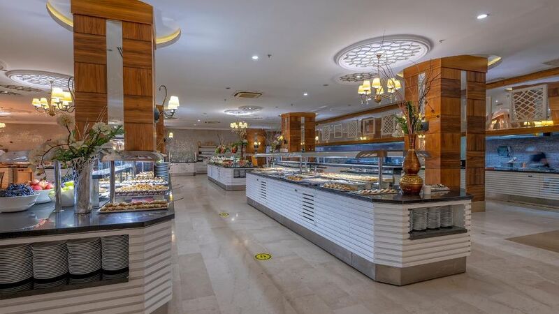 LRS Lake & River Side Hotel