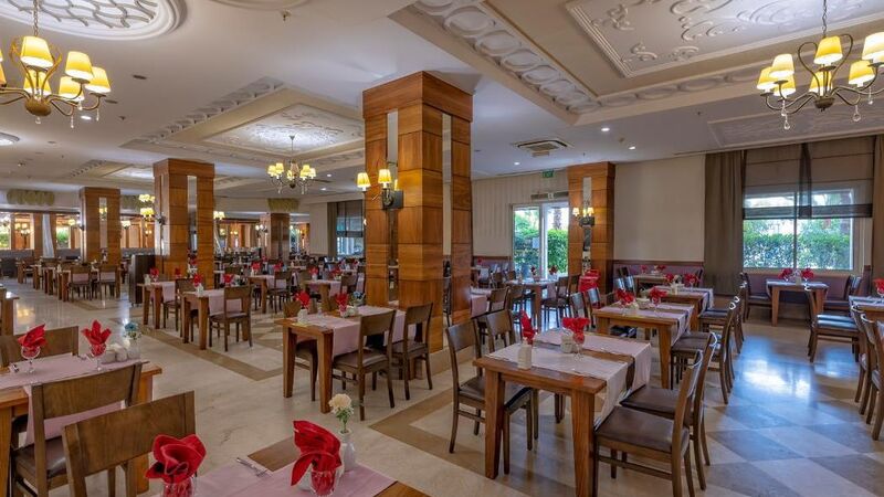 LRS Lake & River Side Hotel