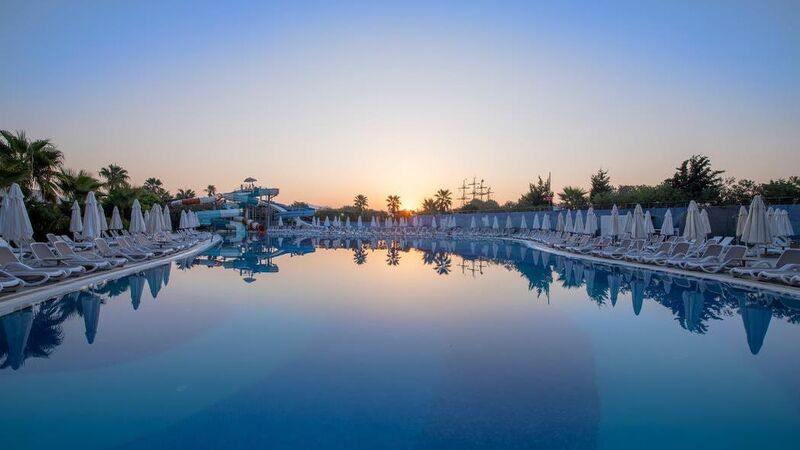 LRS Lake & River Side Hotel