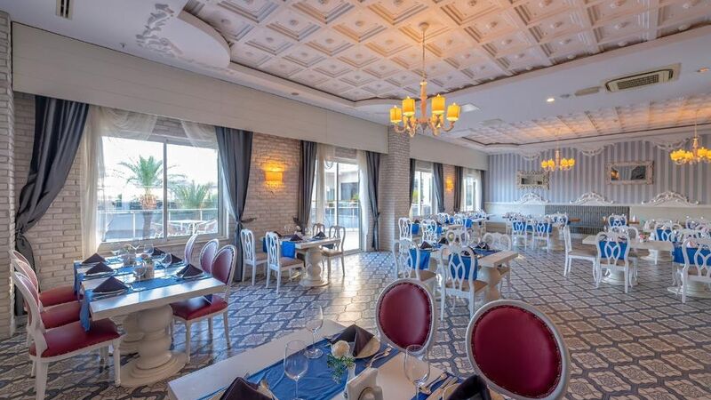 LRS Lake & River Side Hotel