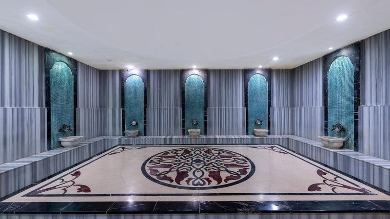 LRS Lake & River Side Hotel