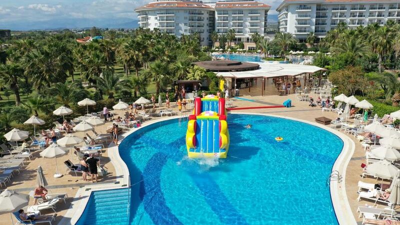 Seaden Sea World Resort & Spa
