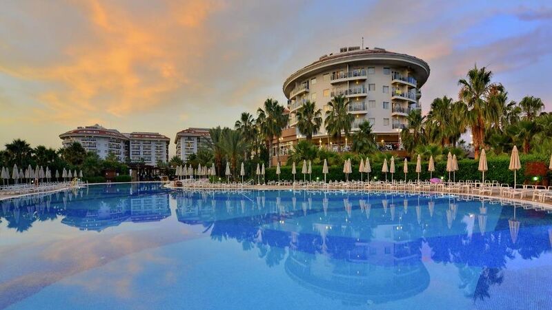 Seaden Sea World Resort & Spa