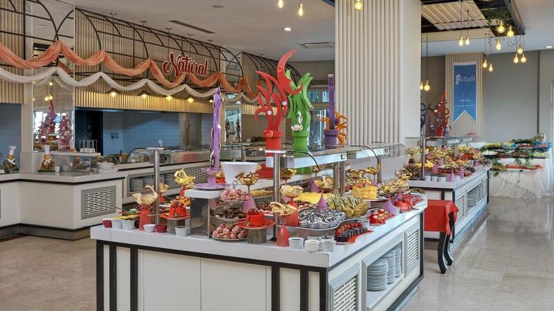 Seaden Sea World Resort & Spa