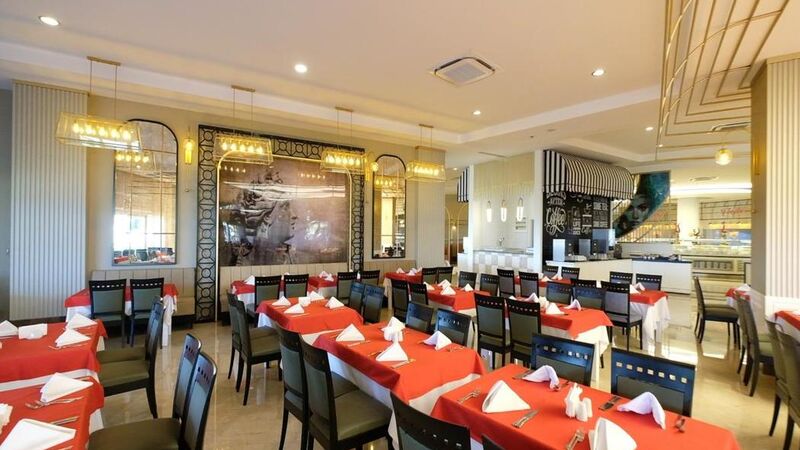 Seaden Sea World Resort & Spa