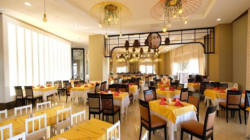 Seaden Sea World Resort & Spa