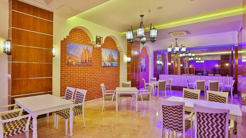 Crystal Sunset Hotel