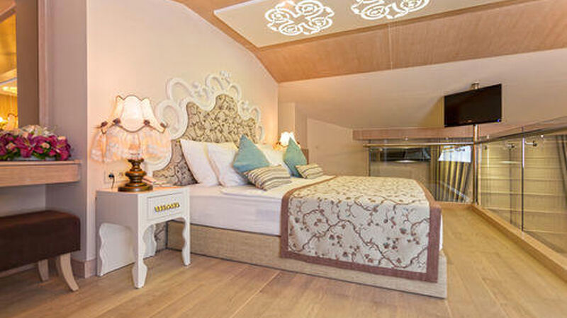 Xperia Saray Beach Otel
