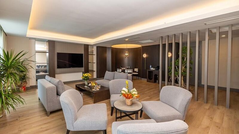 The X Belek