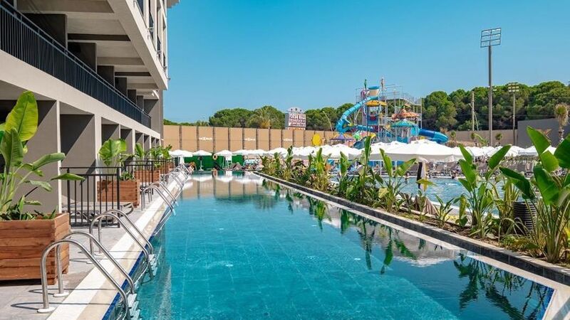 The X Belek