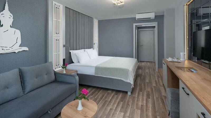 Siam Elegance Hotels & Spa