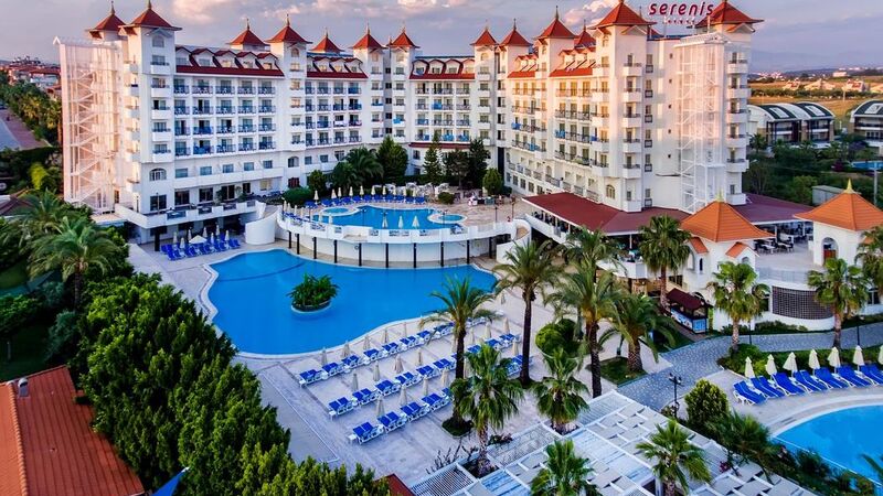 Serenis Hotel