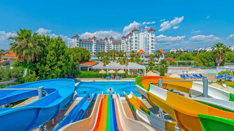 Serenis Hotel