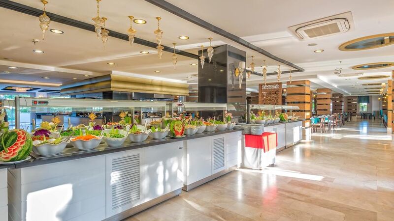 Serenis Hotel