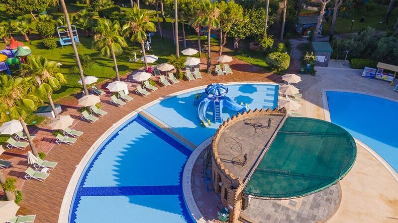 MC Beach Park Resort & Spa