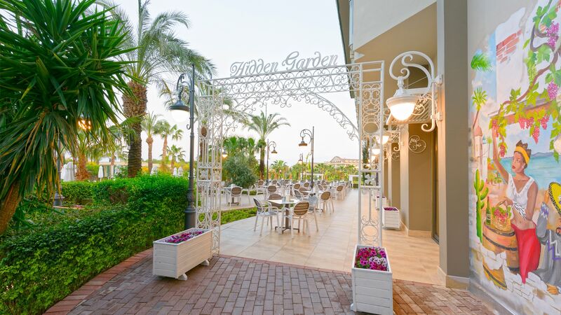 Novum Garden Side Hotel 
