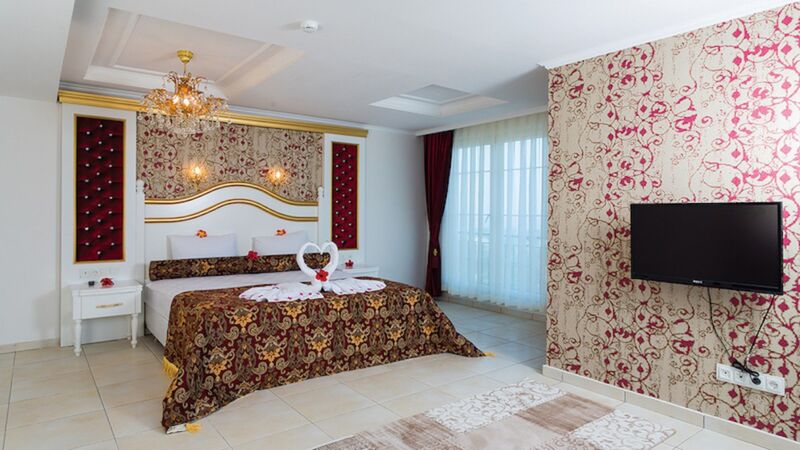 Modern Saraylar Luxury Hotel