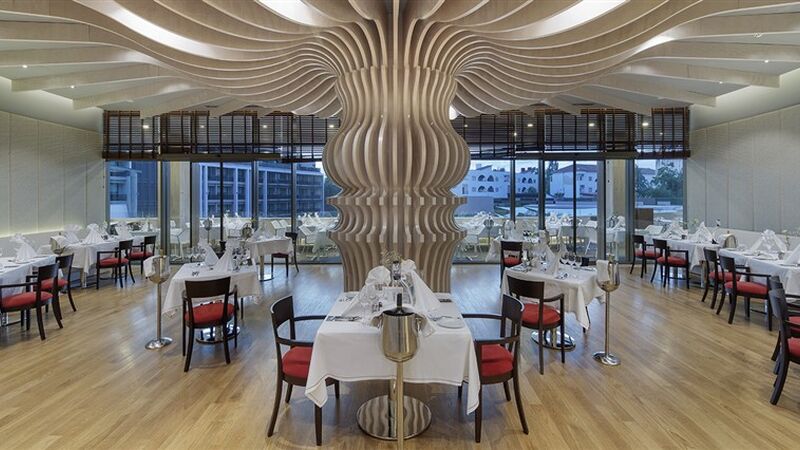 The Sense De Luxe Hotel