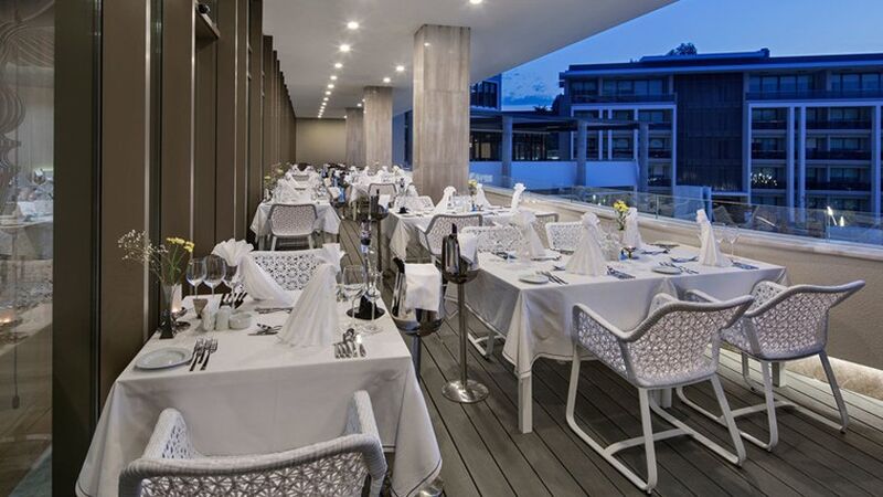 The Sense De Luxe Hotel