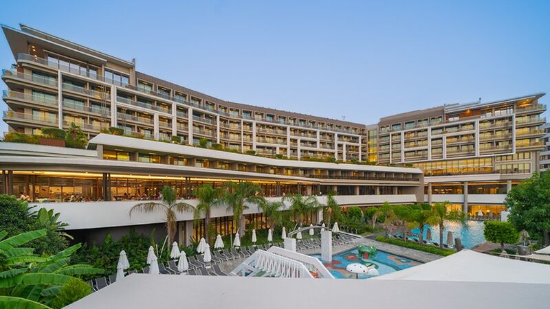 The Sense De Luxe Hotel