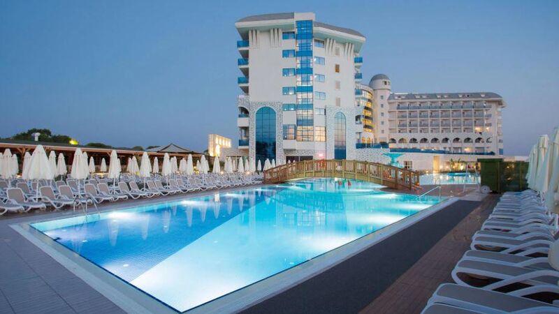 Water Side Resort & Spa