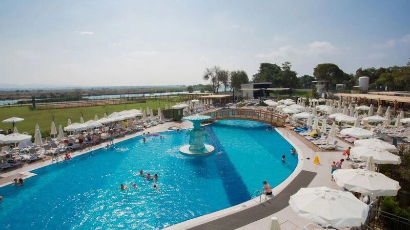 Water Side Resort & Spa