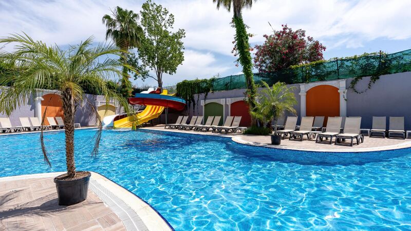 Side Orange Paradise Hotel