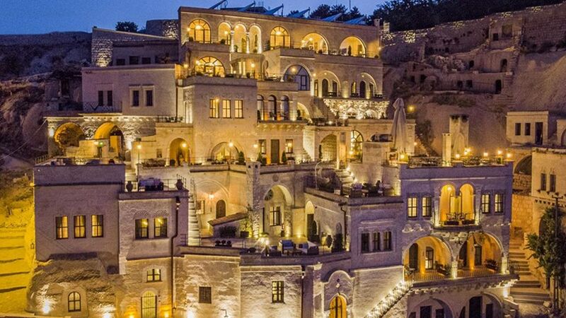 Nino Cave Suites