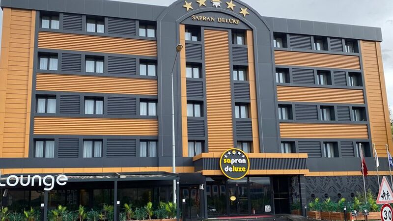 Sapran Deluxe Hotel