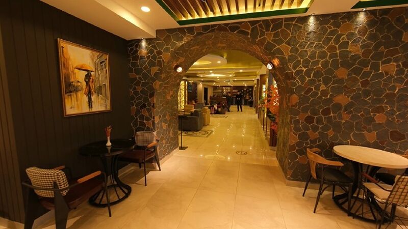 Sapran Deluxe Hotel