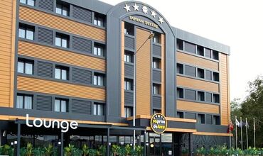 Sapran Deluxe Hotel