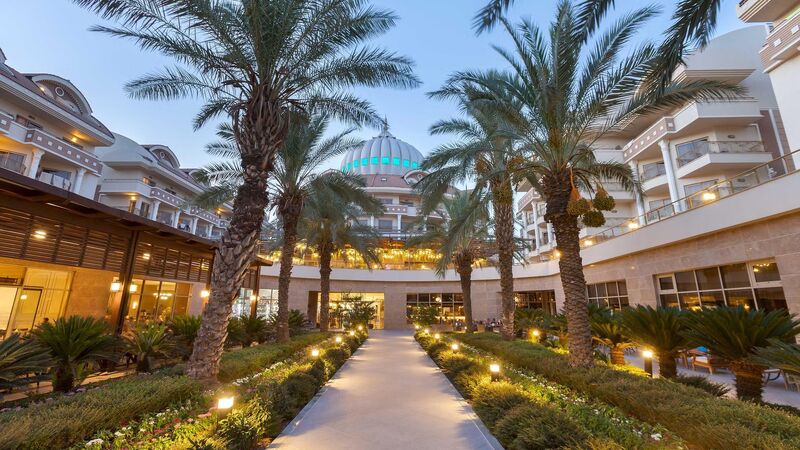 Kirman Belazur Resort Spa