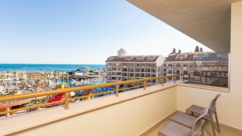 Kirman Belazur Resort Spa