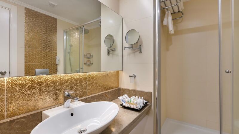 Kirman Belazur Resort Spa