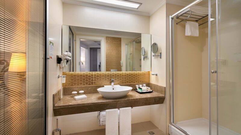 Kirman Belazur Resort Spa