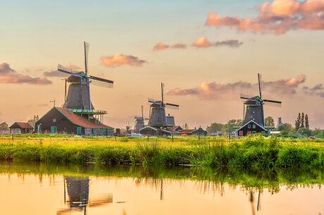 BENELUX & PARIS PC (CRL-CRL) 2025 