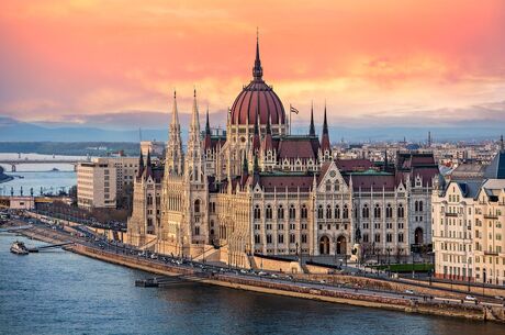 Görkemli Orta Avrupa: Prag & Budapeşte & Viyana Turu - THY ile - Ramazan Bayramı Özel