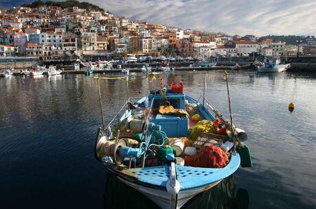 İzmir Alsancak Hareketli Midilli Adası Turu 2 Gece 3 Gün IT001