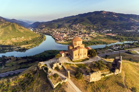 Kars & Tiflis & Kutaisi & Rize Turu | Kafkasların Kalbine Yolculuk