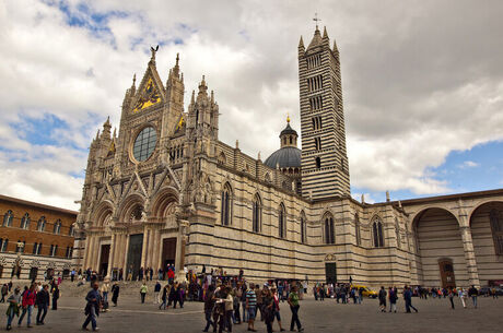 Motto İtalya Turu Pegasus Havayolları ile 7 Gece (BLQ-BLQ) Kasım-Aralık IS001