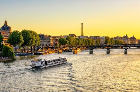 Paris Turu Pegasus Havayolları ile 3 Gece (ORY-ORY) FL001	