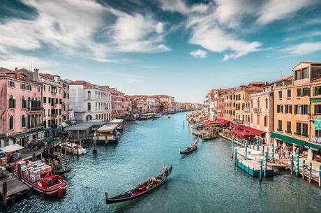 Espresso İtalya Turu Pegasus Havayolları ile 5 Gece 6 Gün (VCE-FCO) TT001