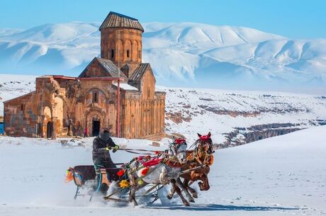 Ankara Çıkışlı Turistik Doğu Ekspresi Turu ( Trenle Gidiş – Uçakla Dönüş )